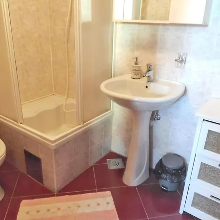 Welcoming In - 75 Sqm With View Διαμέρισμα *