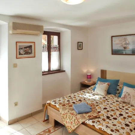 Welcoming In - 75 Sqm With View Διαμέρισμα