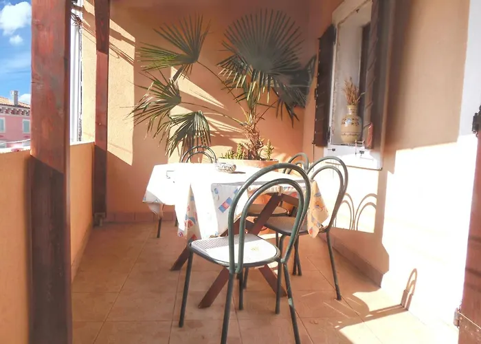 Welcoming In - 75 Sqm With View