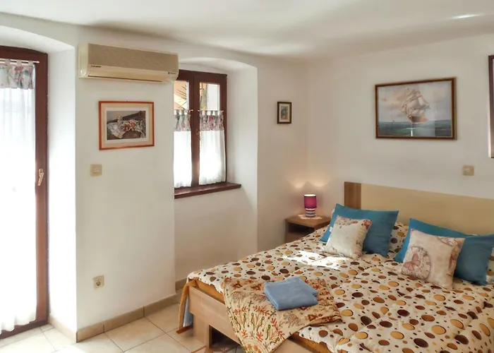 Welcoming In - 75 Sqm With View Apartman