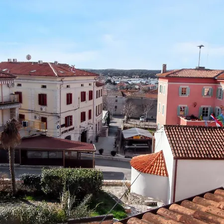 Welcoming In - 75 Sqm With View Lejlighed