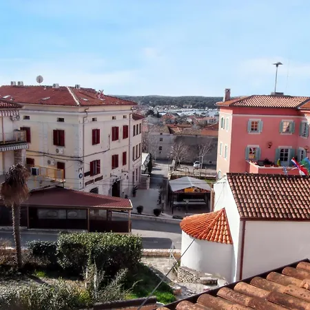 Welcoming In - 75 Sqm With View Daire Medulin